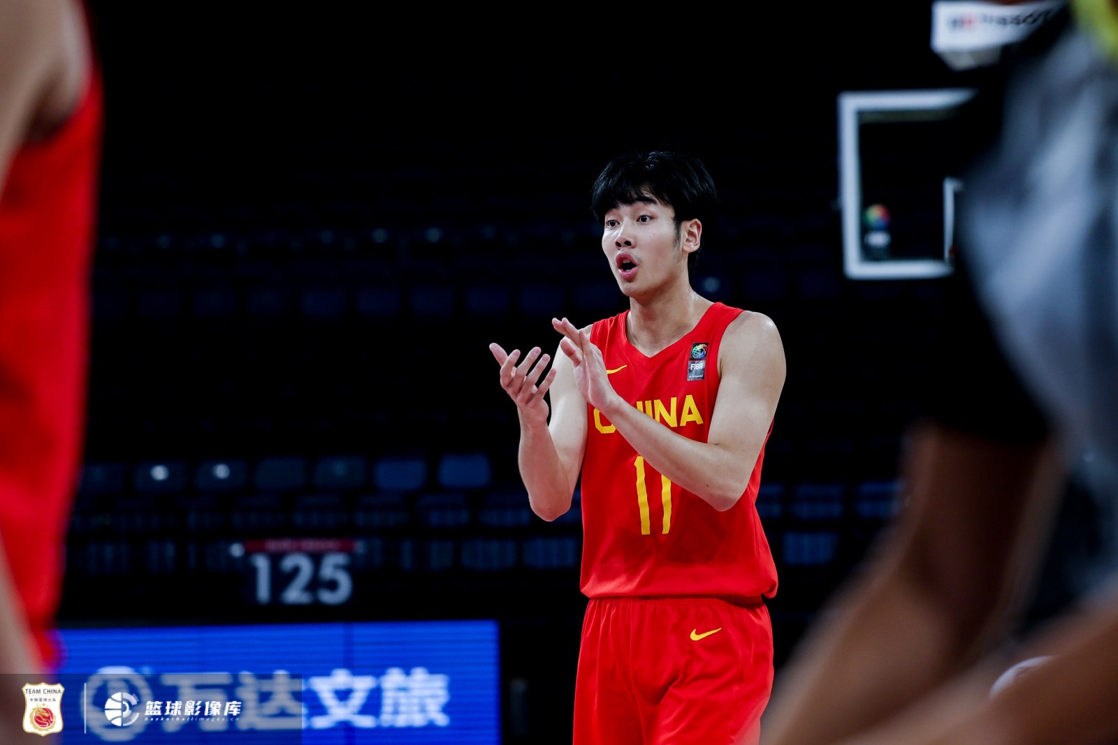 kaiyun sports-张博源加盟路易斯维尔 知名校友:昂塞尔德&米切尔&罗齐尔&哈雷尔